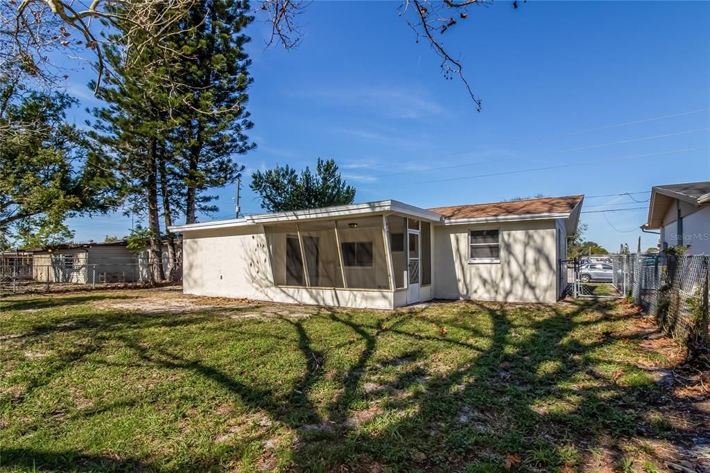 Backyard, Exterior
