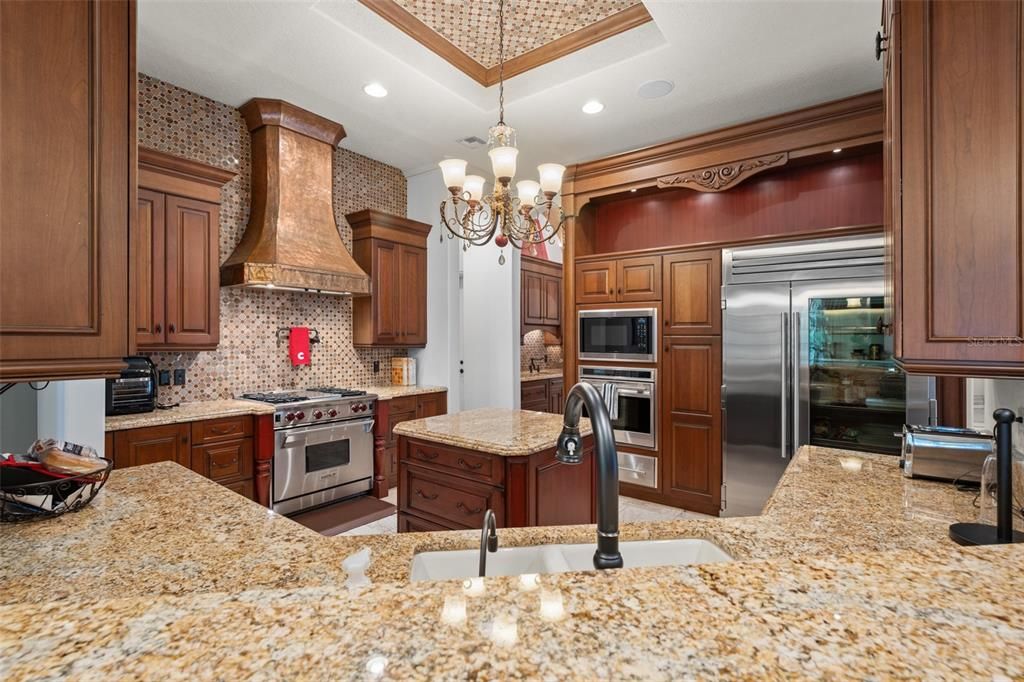 Chandelier, Interior, Kitchen, Recessed Lighting, Stainless Steel Appliances