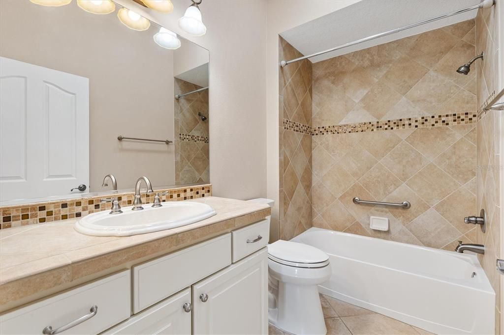 Bathroom, Interior, Tile Countertops