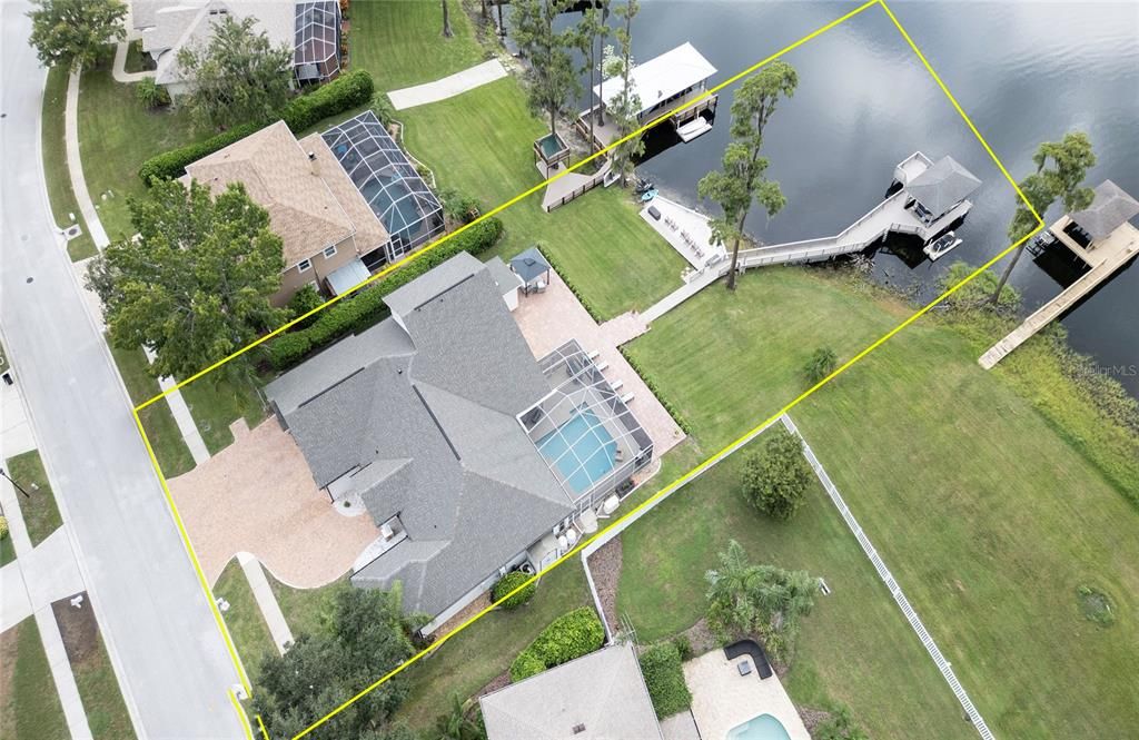 Exterior, Drone