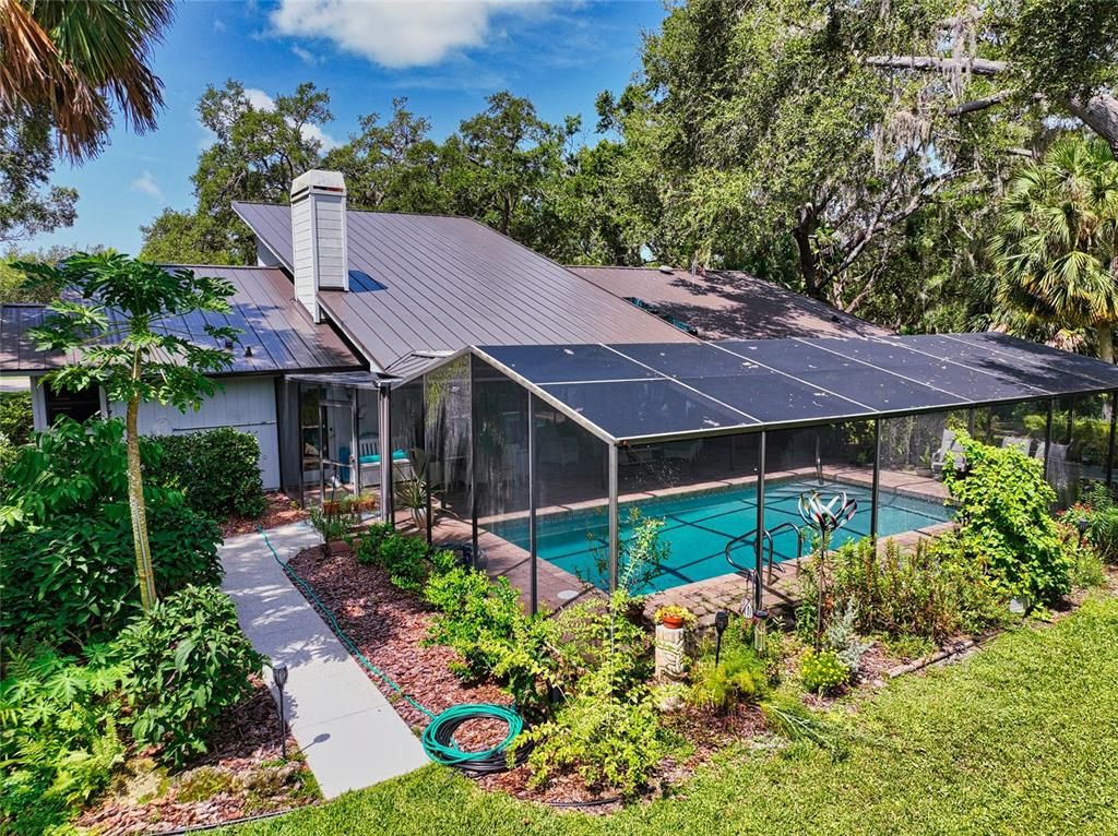 Exterior, Pool, Solar Panels
