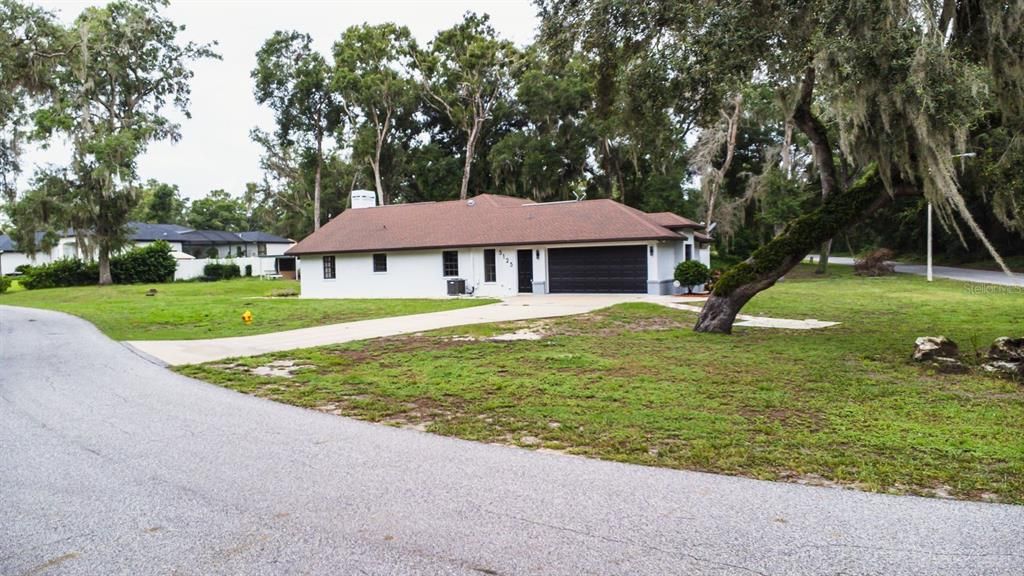 Attached, Backyard, Exterior, Facade, Ranch