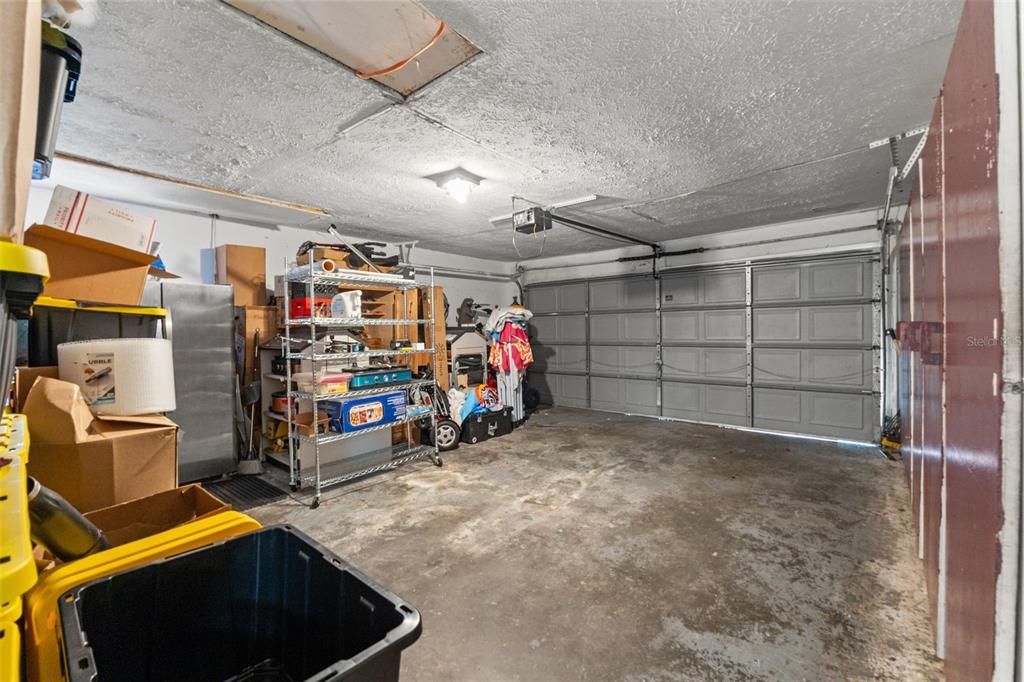 Garage, Interior