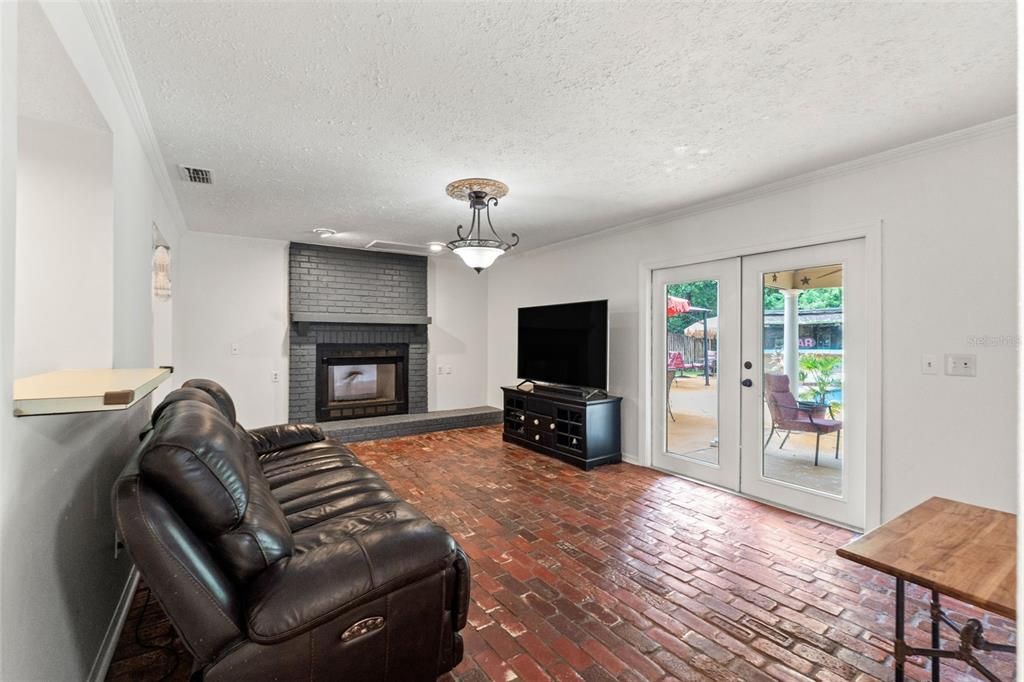 Fireplace, Interior, Living room, Pendant Lights, Stone Walls