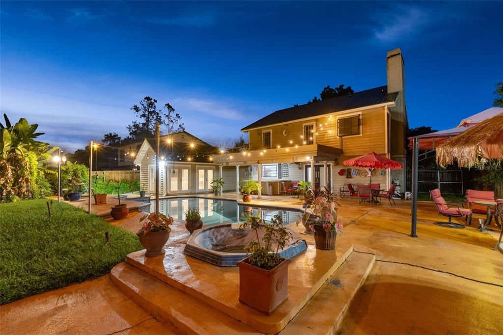 Exterior, Pool