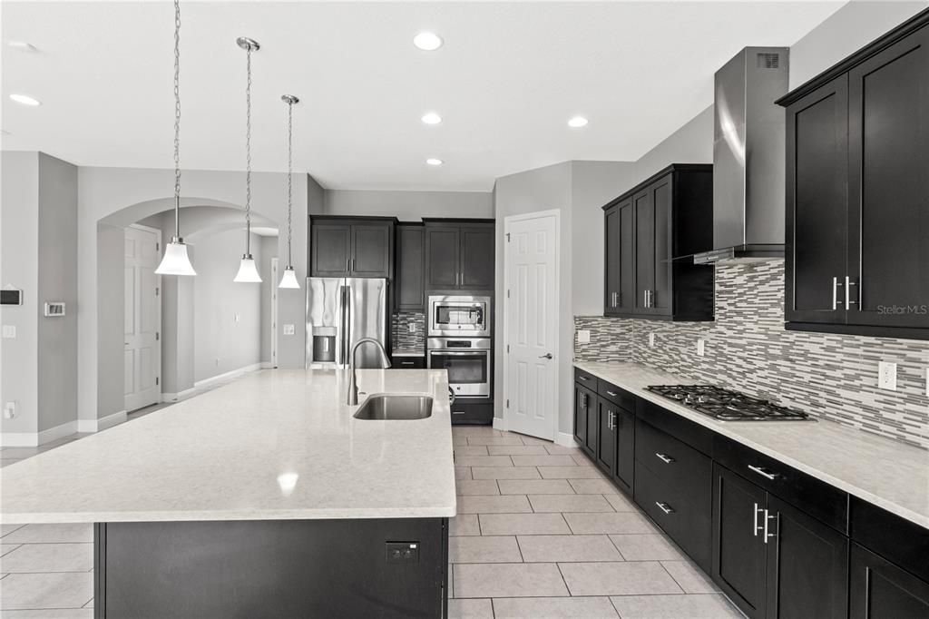 Interior, Kitchen, Pendant Lights, Recessed Lighting, Stainless Steel Appliances