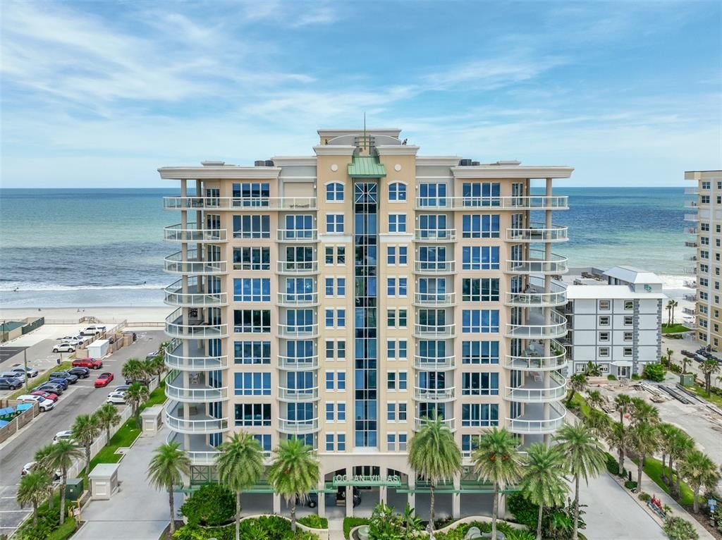 Exterior, Facade, Condo Building