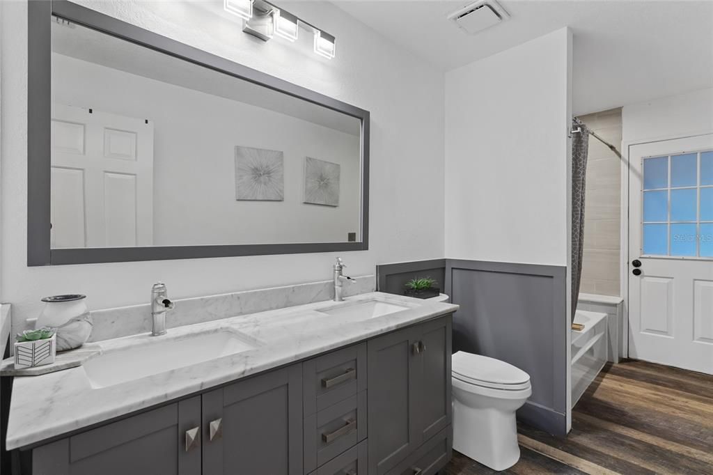 Bathroom, Dual Sink Vanities, Interior, Wood Texture Flooring