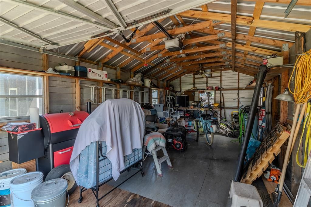 Garage, Interior