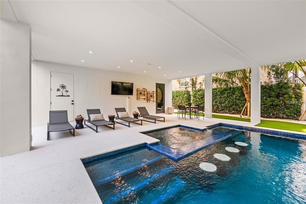 Interior, Pool, Recessed Lighting
