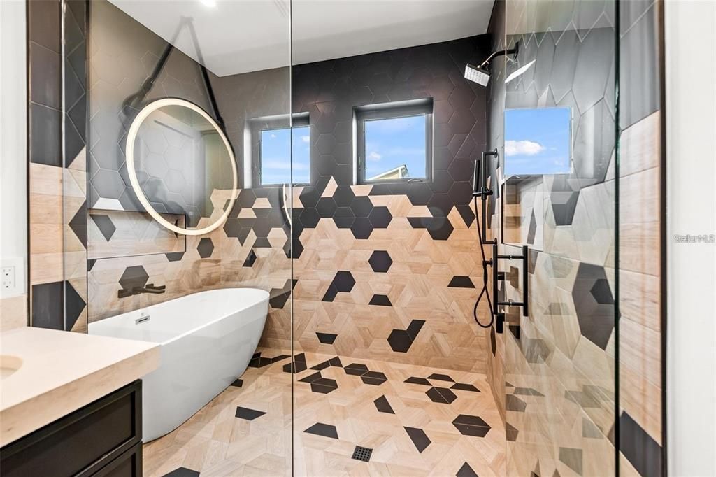 Bathroom, Free Standing Baths, Glass Shower, Interior, Recessed Lighting