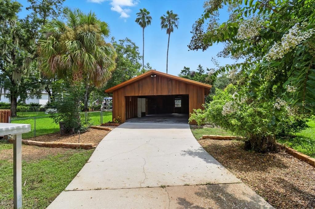 Backyard, Detached Garage, Exterior