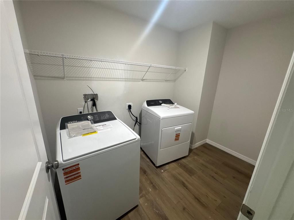 Interior, Utility Closets, Washer, Wood Texture Flooring