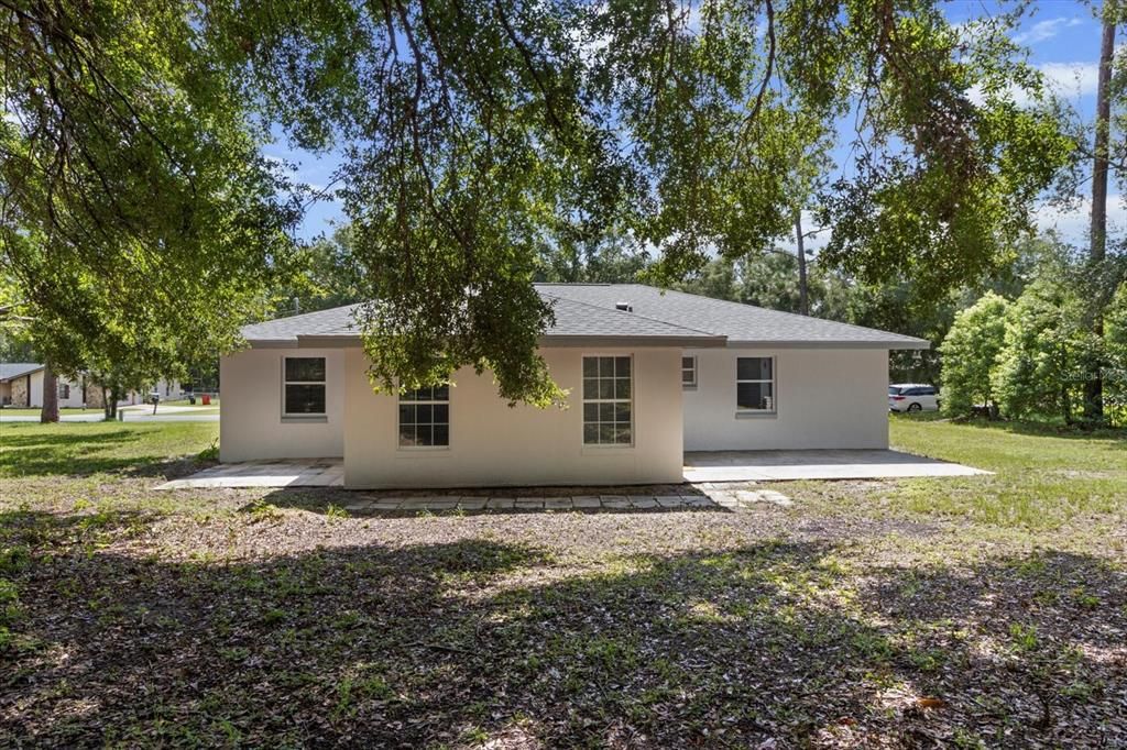 Backyard, Exterior
