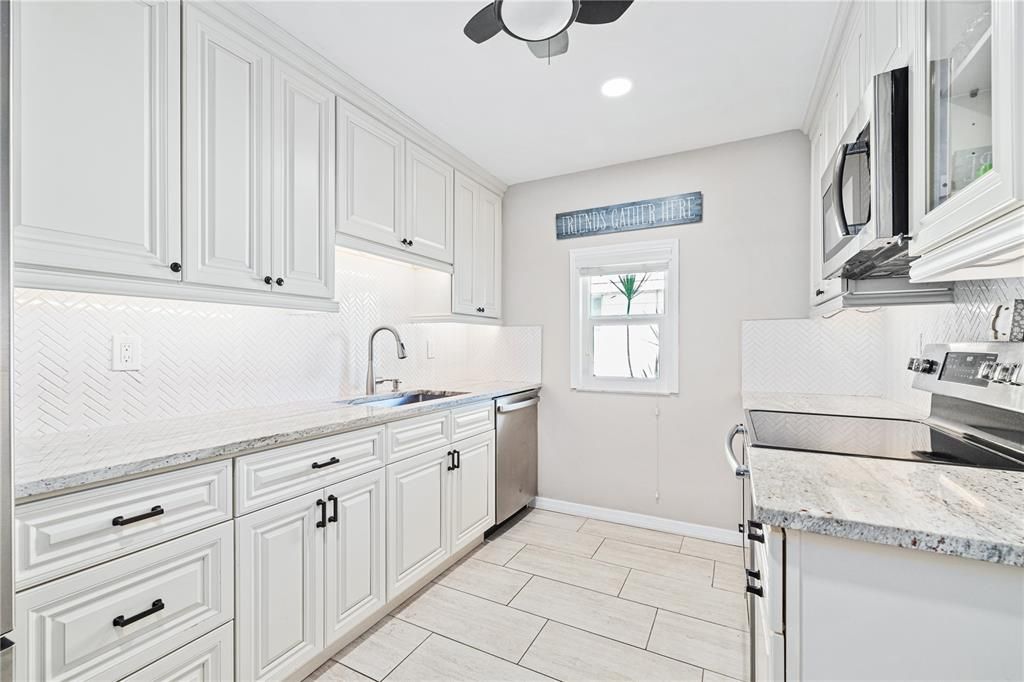 Interior, Kitchen, Recessed Lighting