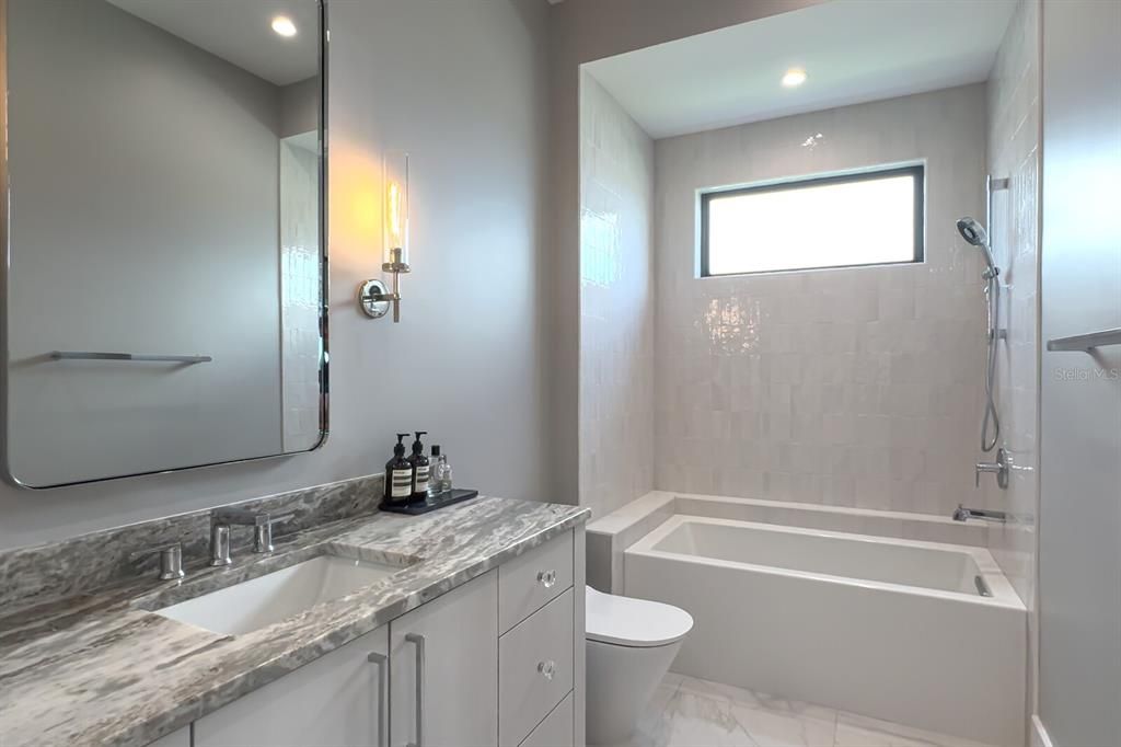Bathroom, Interior, Marble, Recessed Lighting