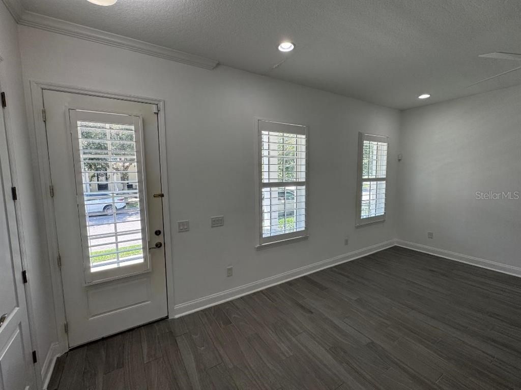 Empty room, Interior, Recessed Lighting, Wood Texture Flooring