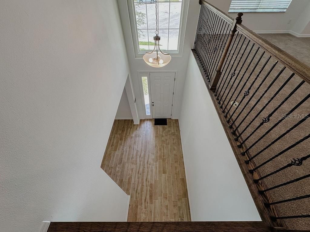Interior, Pendant Lights, Wood Texture Flooring