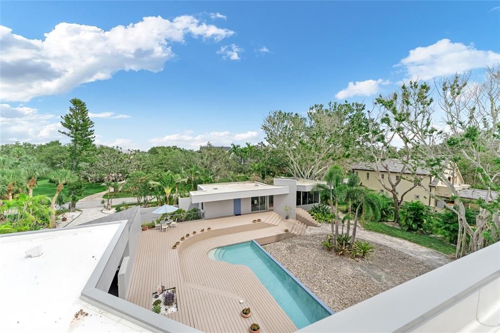Exterior, Hot Tub, Pool