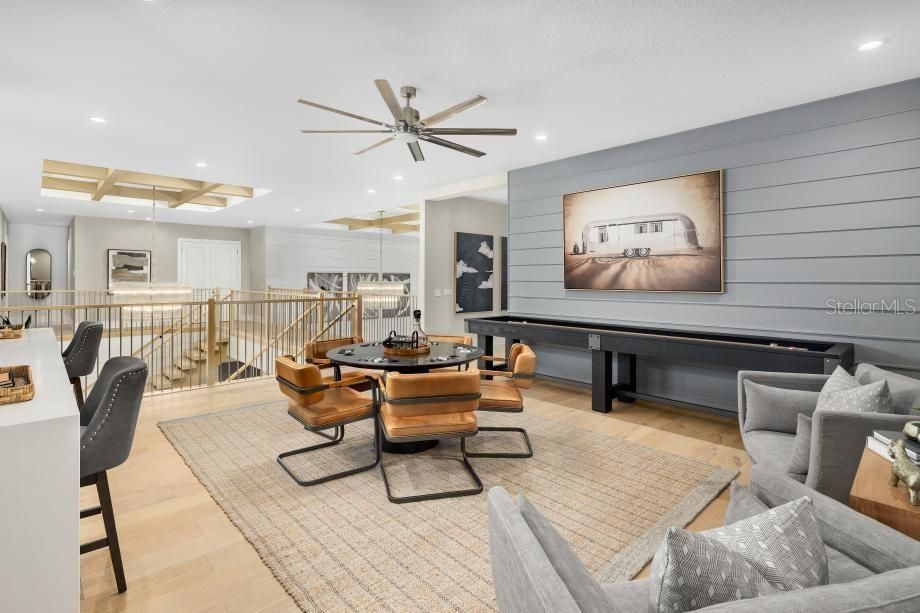 Dining room, Interior, Kitchen, Living room, Recessed Lighting, Wood Texture Flooring