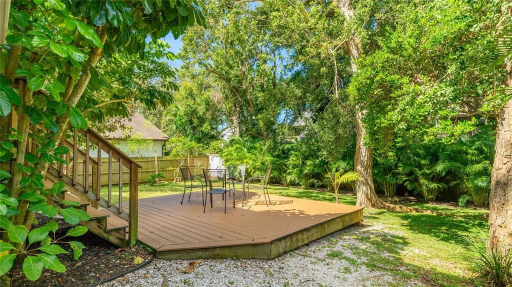 Backyard, Exterior