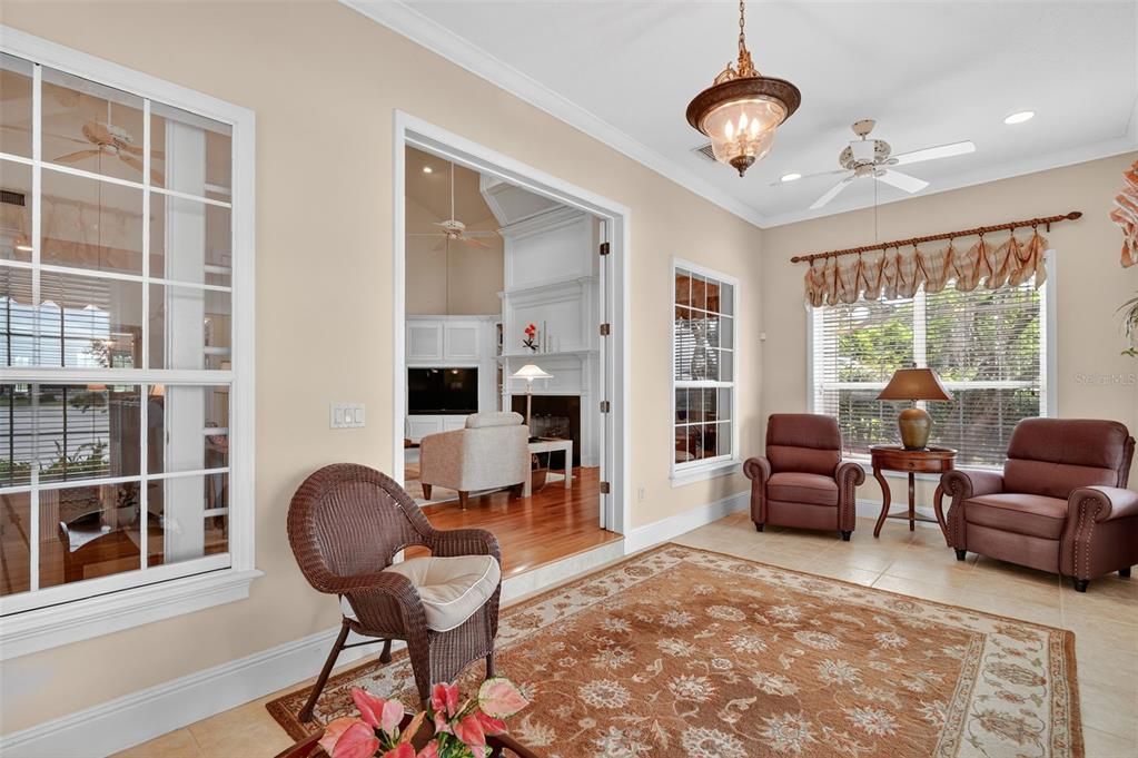 Chandelier, Interior, Living room, Recessed Lighting, Wood Texture Flooring