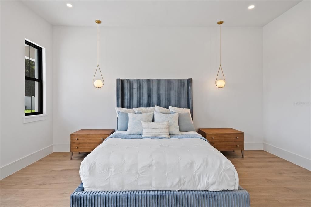 Bedroom, Interior, Pendant Lights, Recessed Lighting, Wood Texture Flooring