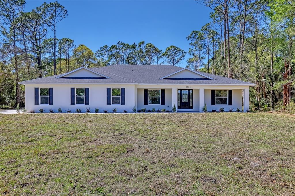 Backyard, Exterior, Facade, Ranch