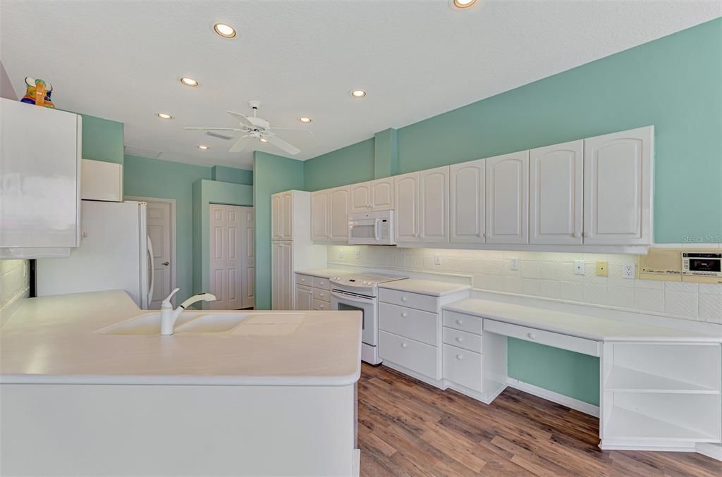Interior, Kitchen, Recessed Lighting, Wood Texture Flooring