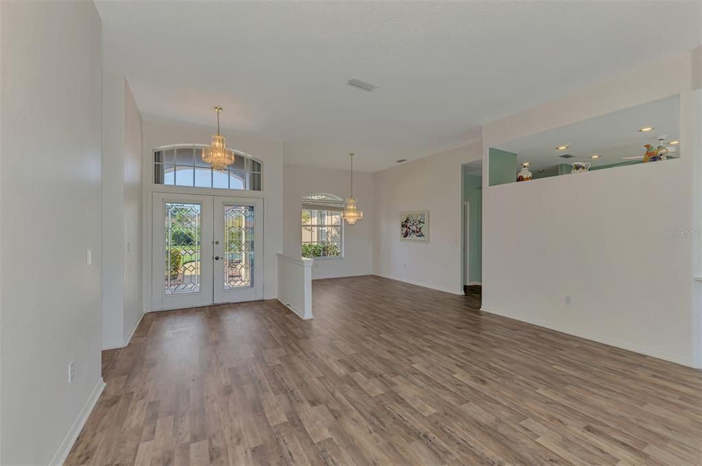 Chandelier, Empty room, Interior, Pendant Lights, Recessed Lighting, Wood Texture Flooring
