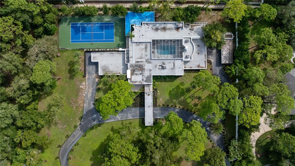 Exterior, Drone