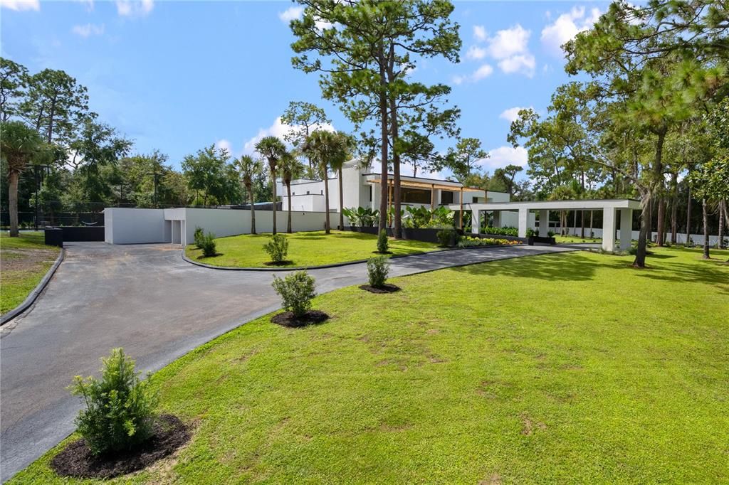 Backyard, Exterior