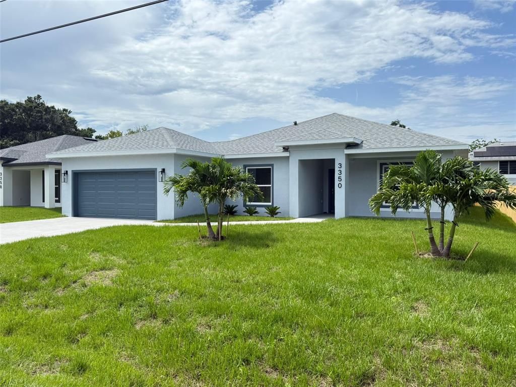 Attached, Backyard, Exterior, Facade, Ranch