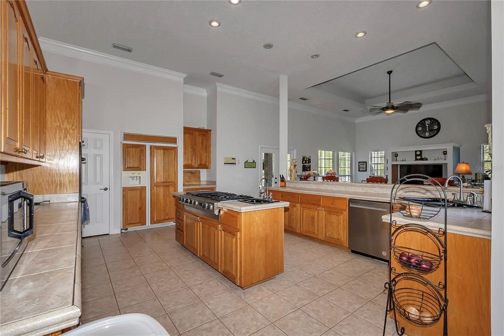 Interior, Kitchen, Recessed Lighting