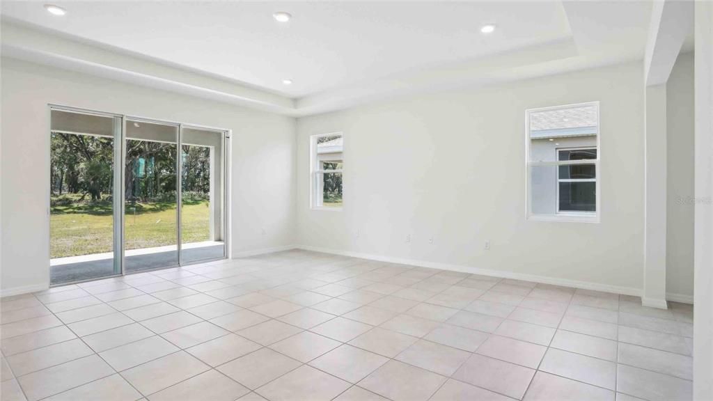 Empty room, Interior, Recessed Lighting