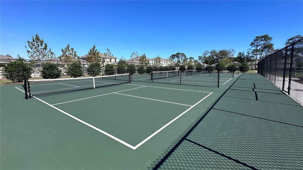 Exterior, Tennis Courts
