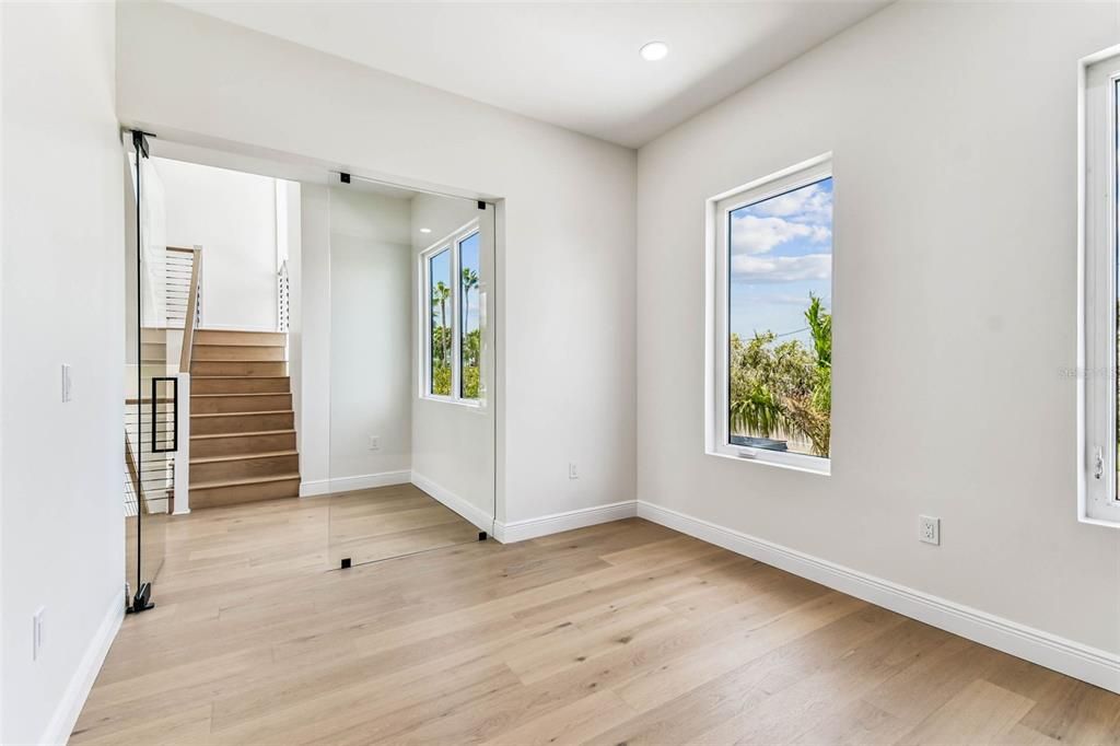 Empty room, Interior, Recessed Lighting, Wood Texture Flooring
