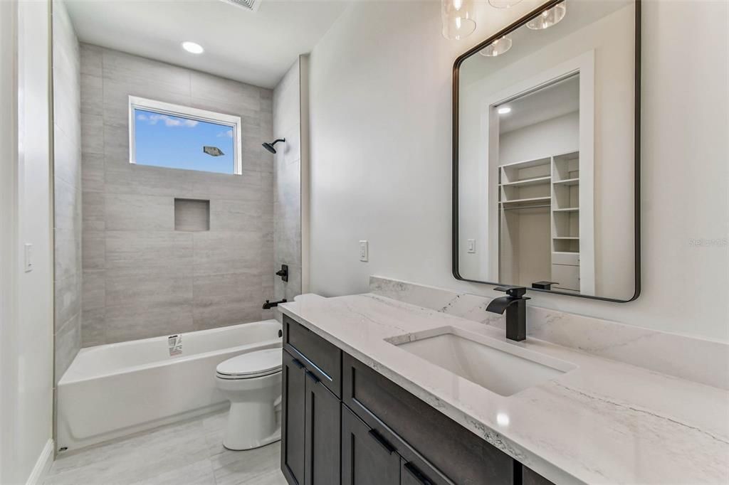 Bathroom, Interior, Marble, Recessed Lighting