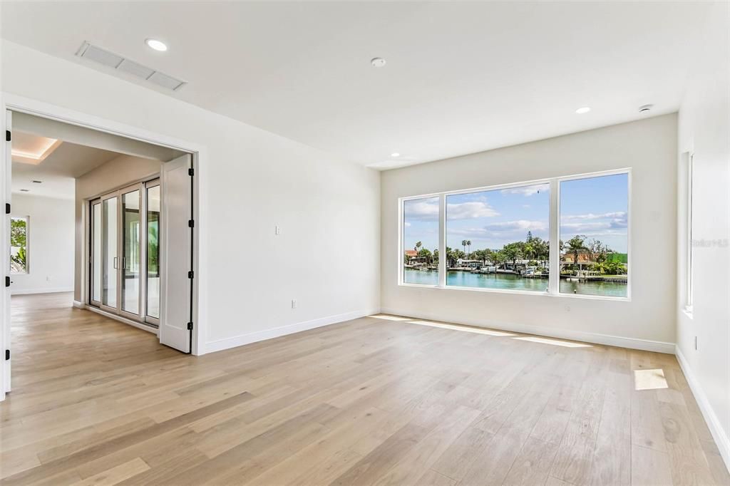 Empty room, Interior, Recessed Lighting, Water, Wood Texture Flooring