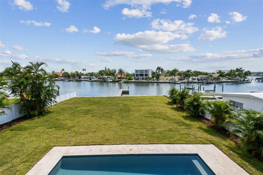 Exterior, Pool, Water