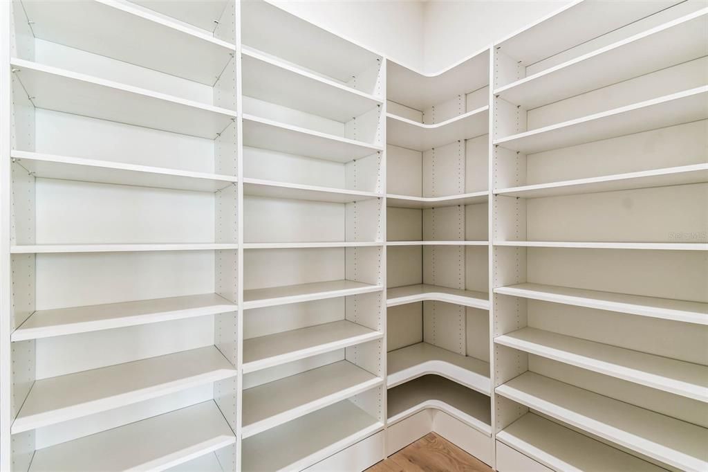 Interior, Walk-in Closets