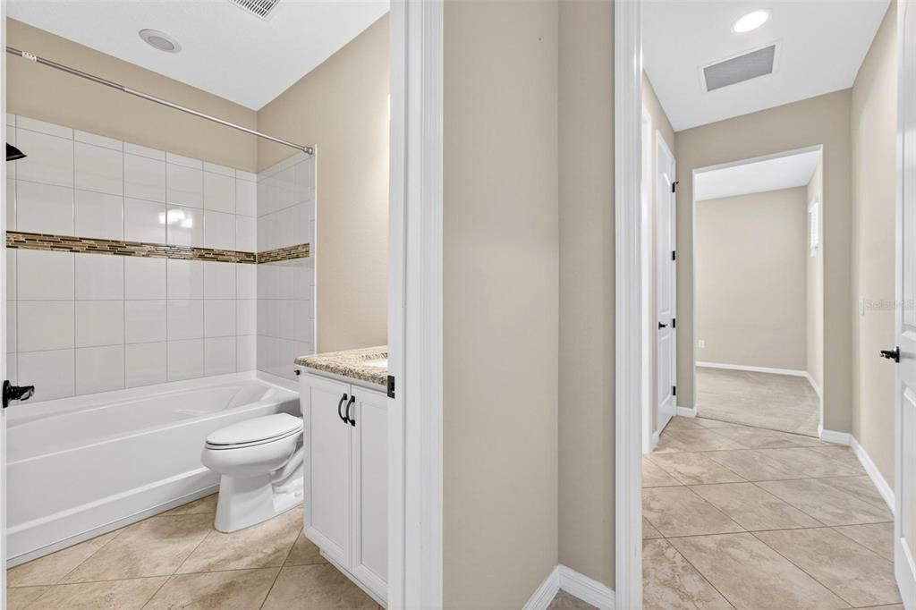 Bathroom, Interior, Recessed Lighting