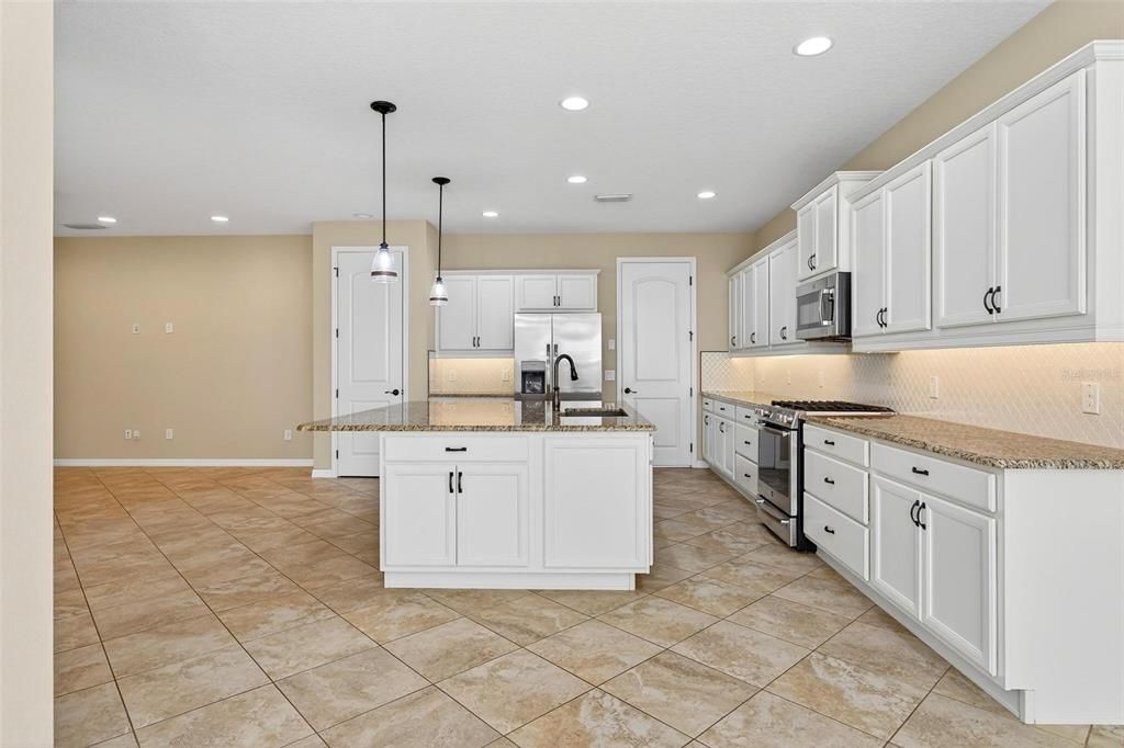 Interior, Kitchen, Pendant Lights, Recessed Lighting