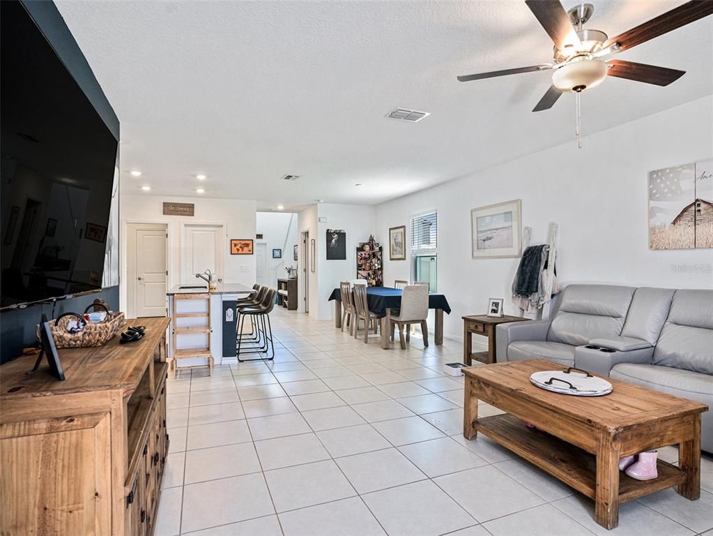 Dining room, Interior, Kitchen, Living room, Recessed Lighting