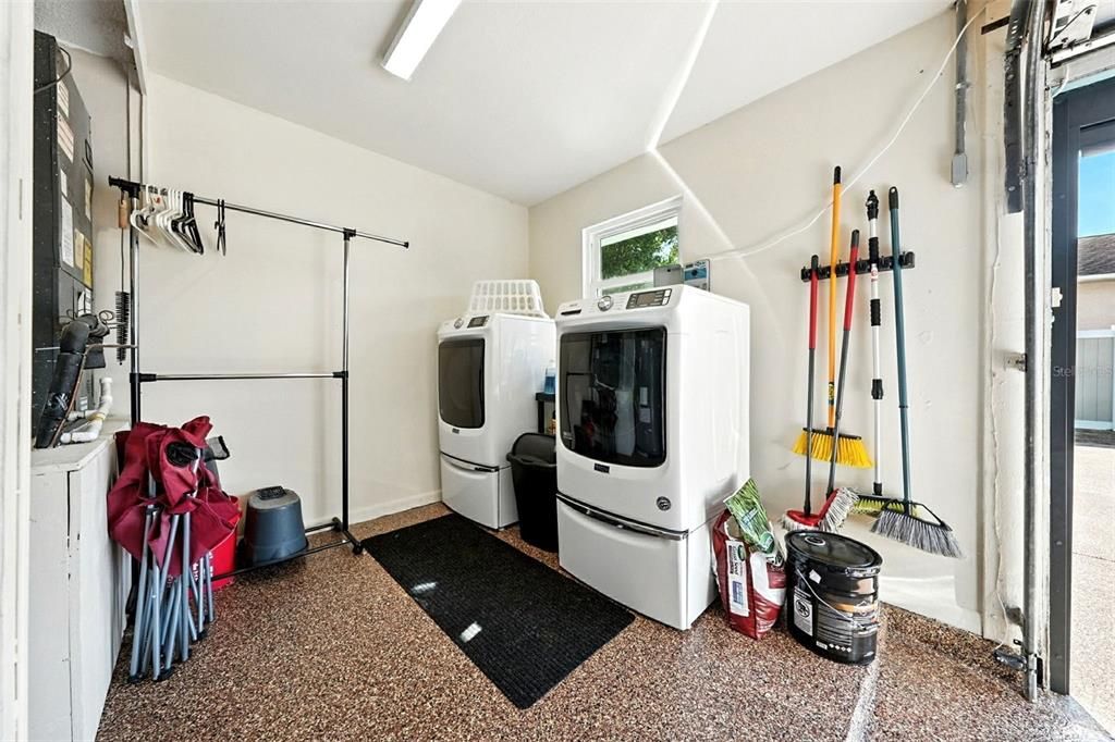 Interior, Washer