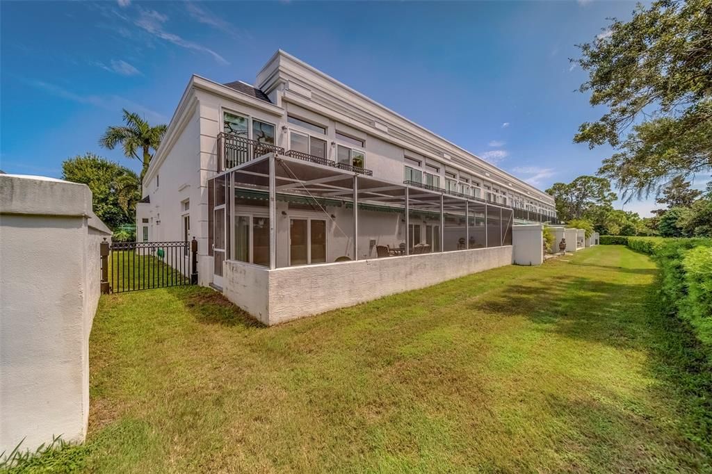 Backyard, Exterior