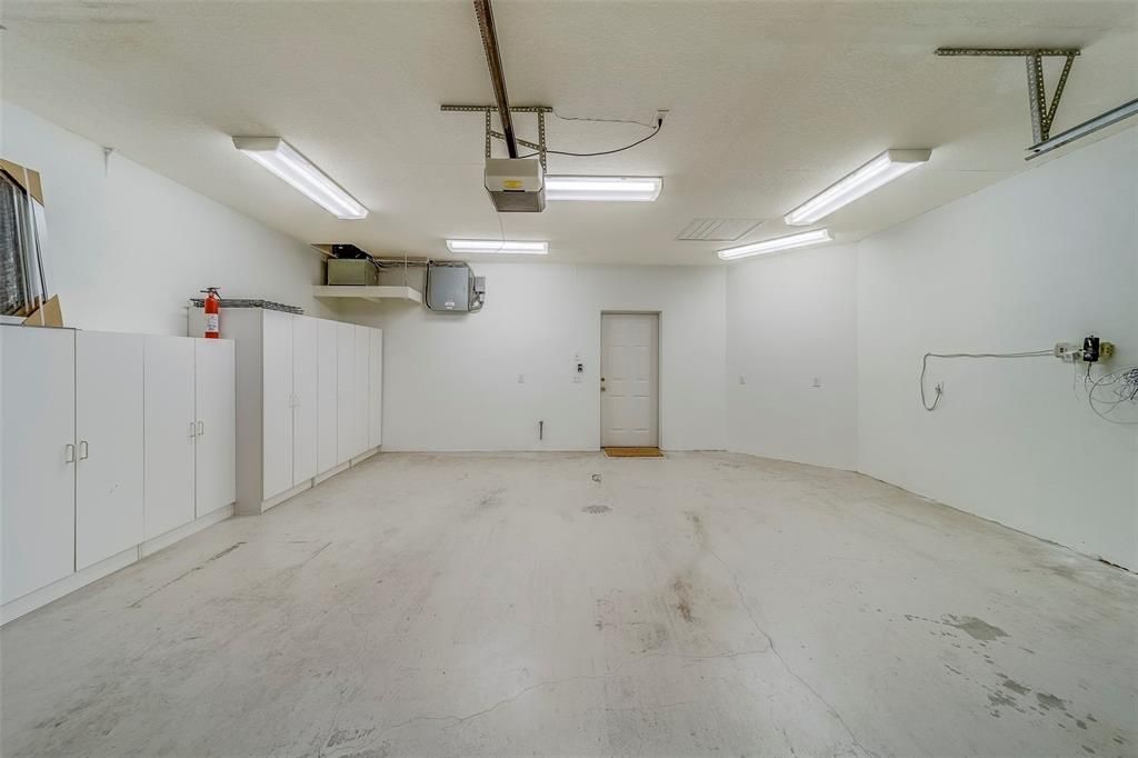 Garage, Interior
