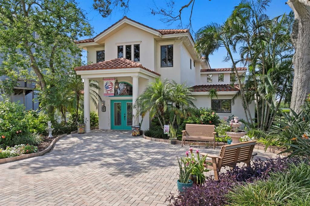 Backyard, Exterior, Facade, Mediterranean