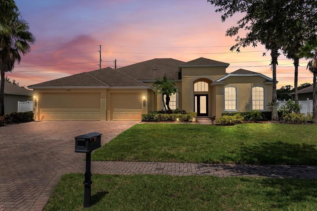 Attached, Backyard, Exterior, Facade, French Provincial
