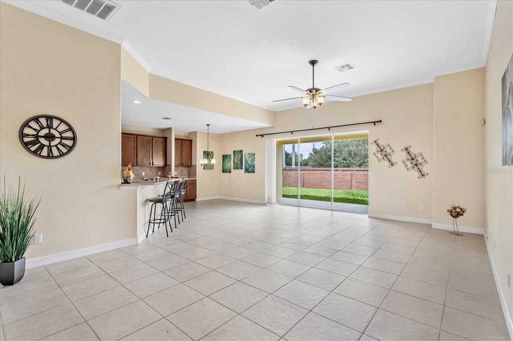 Empty room, Interior, Kitchen, Recessed Lighting